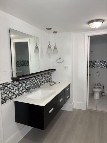 625 Biltmore Way 501, Coral Gables, FL 33134