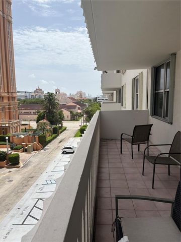 625 Biltmore Way 501, Coral Gables, FL 33134