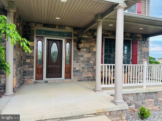 7736 CHAMBERS HILL RD, Harrisburg, PA 17111