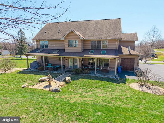 7736 CHAMBERS HILL RD, Harrisburg, PA 17111
