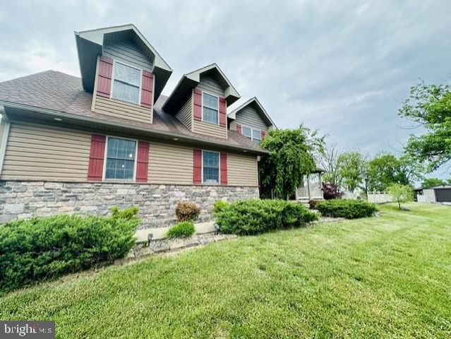 7736 CHAMBERS HILL RD, Harrisburg, PA 17111