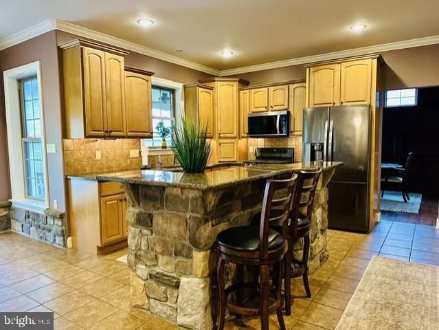 7736 CHAMBERS HILL RD, Harrisburg, PA 17111