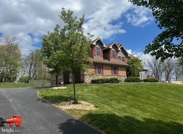 7736 CHAMBERS HILL RD, Harrisburg, PA 17111