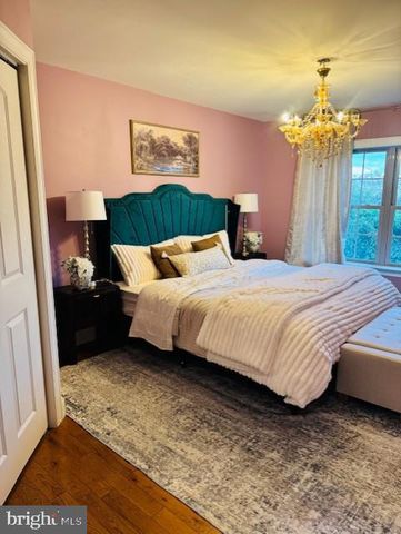 7736 CHAMBERS HILL RD, Harrisburg, PA 17111