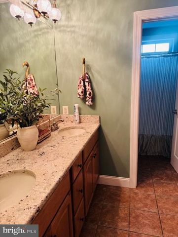 7736 CHAMBERS HILL RD, Harrisburg, PA 17111