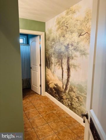 7736 CHAMBERS HILL RD, Harrisburg, PA 17111