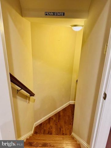 7736 CHAMBERS HILL RD, Harrisburg, PA 17111