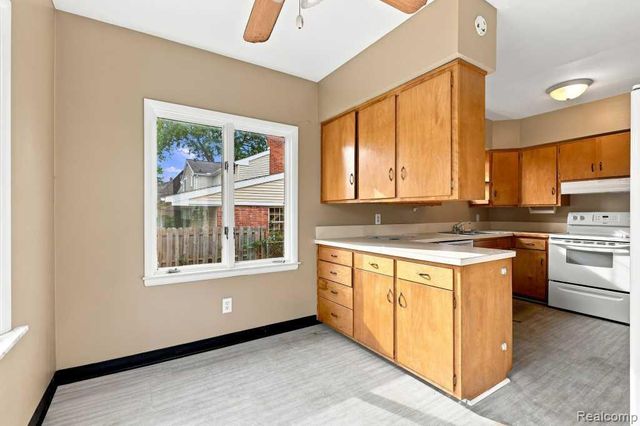 2030 Pierce Street, Flint, MI 48503