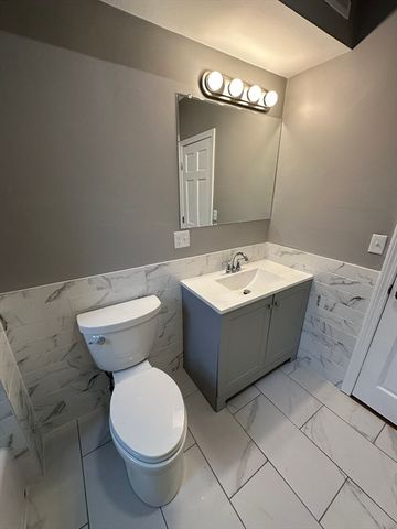 95 Toploff Street 3, Boston, MA 02122