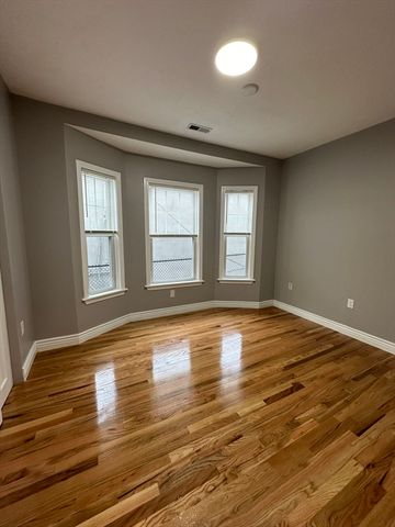 95 Toploff Street 3, Boston, MA 02122