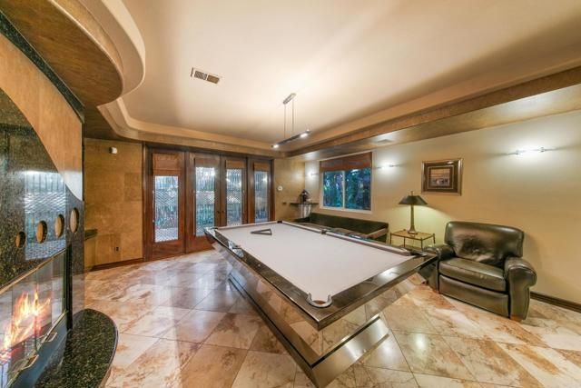 6557 Coneflower Drive, Carlsbad, CA 92011