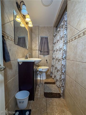 548 Cambridge Avenue, Youngstown, OH 44502