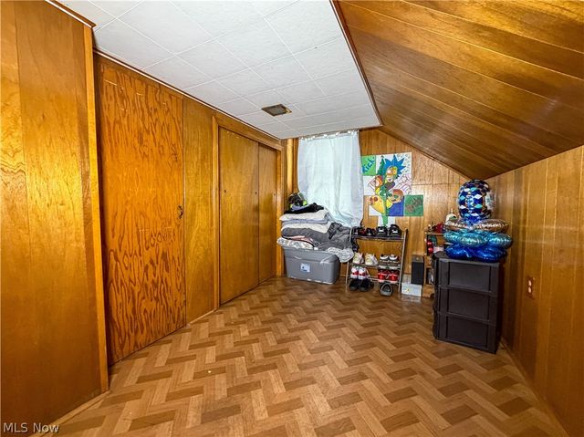 548 Cambridge Avenue, Youngstown, OH 44502
