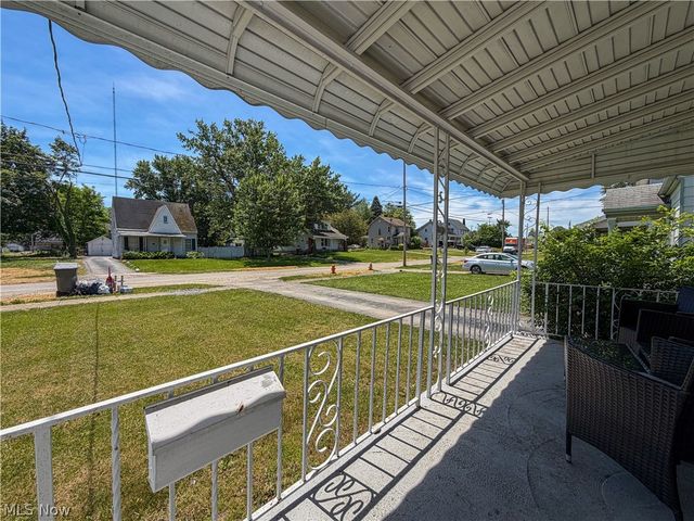 548 Cambridge Avenue, Youngstown, OH 44502