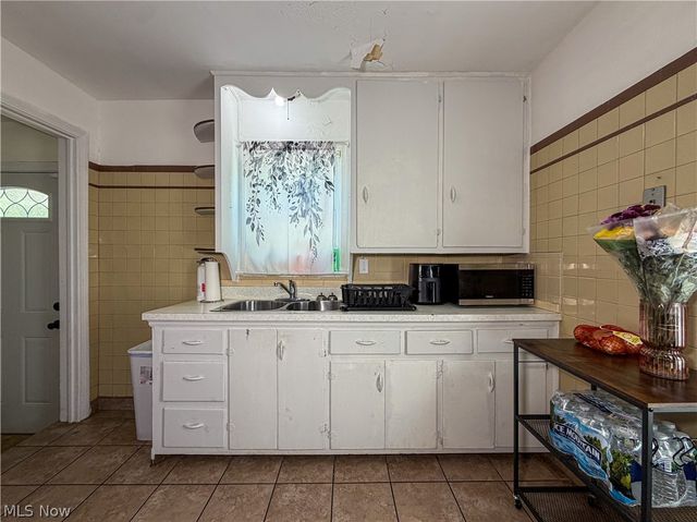 548 Cambridge Avenue, Youngstown, OH 44502