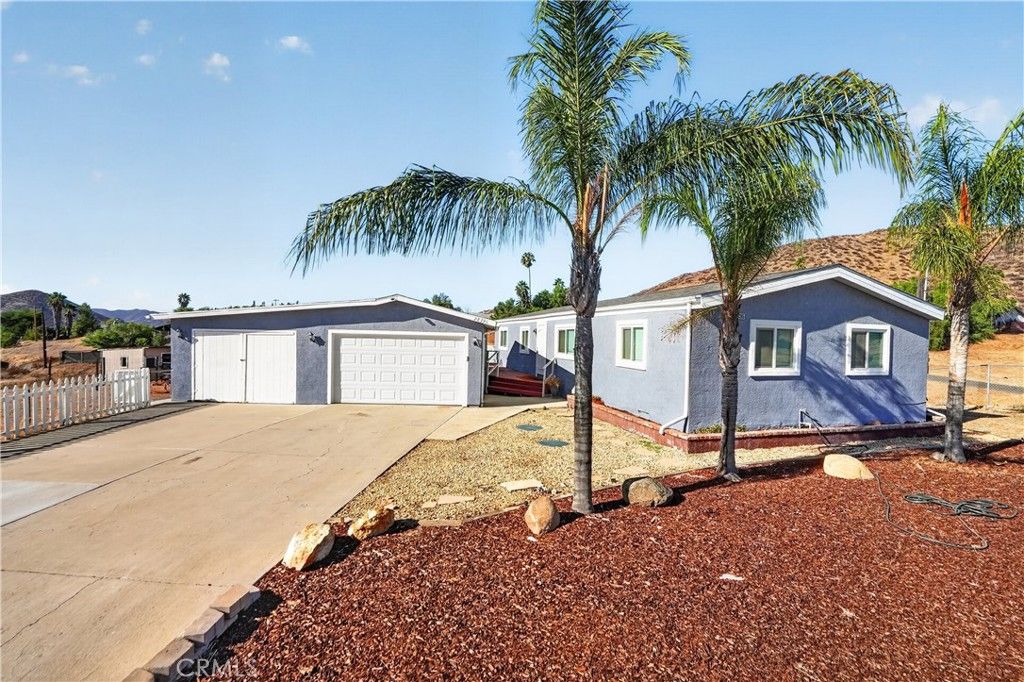 28395 Connecticut Dr, Menifee, CA 92587 — exterior