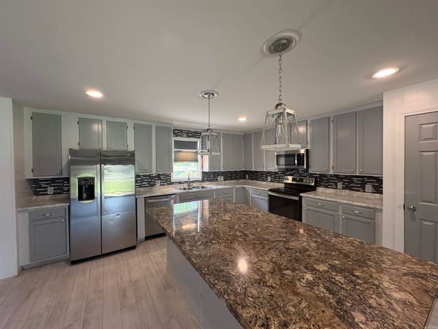 1014 S Third Street, Judsonia, AR 72081