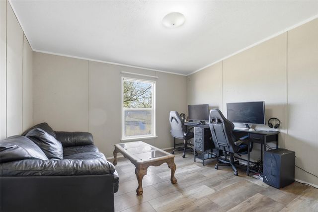 904 Casa Vista Drive, Rio Vista, TX 76093