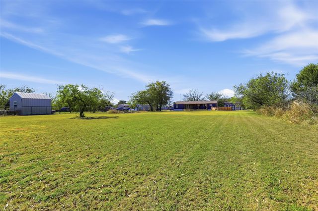 904 Casa Vista Drive, Rio Vista, TX 76093
