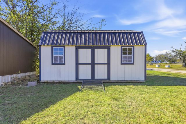 904 Casa Vista Drive, Rio Vista, TX 76093