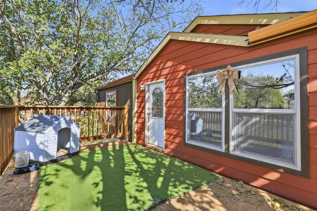 904 Casa Vista Drive, Rio Vista, TX 76093