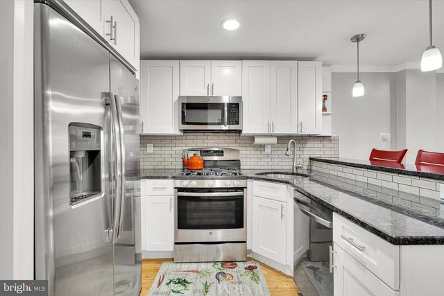 2508 E SERGEANT ST, Philadelphia, PA 19125