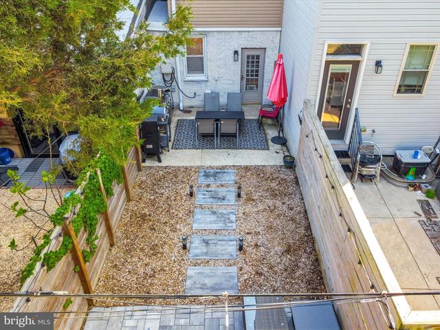 2508 E SERGEANT ST, Philadelphia, PA 19125
