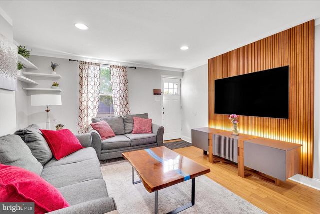 2508 E SERGEANT ST, Philadelphia, PA 19125