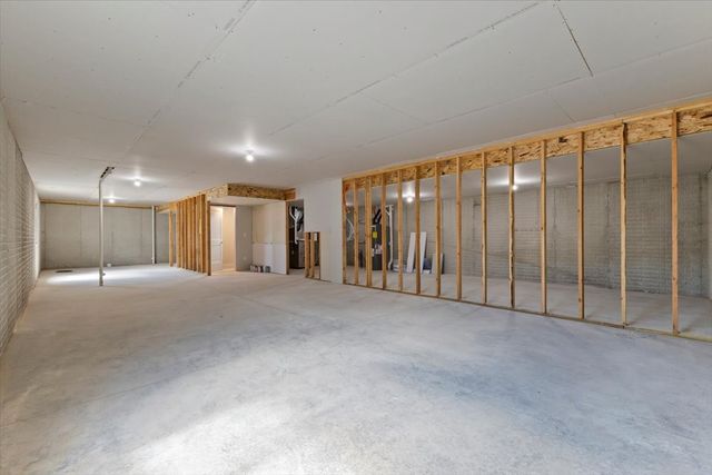 1321 NW 27th Street, Ankeny, IA 50023