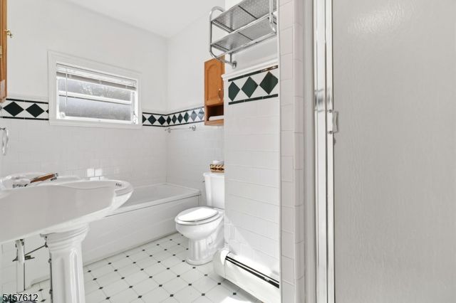 28 Perry St, Belleville Twp., NJ 07109