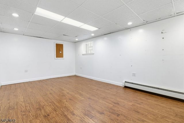 28 Perry St, Belleville Twp., NJ 07109