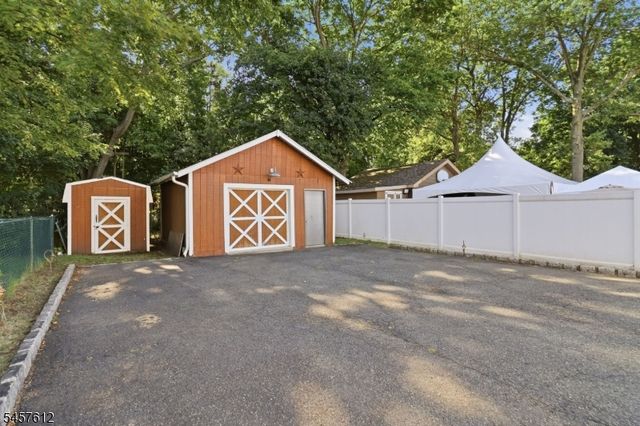 28 Perry St, Belleville Twp., NJ 07109
