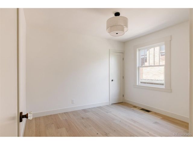 1992 S Lincoln St, Denver, CO 80210