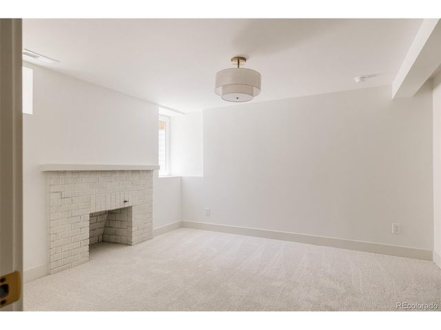 1992 S Lincoln St, Denver, CO 80210