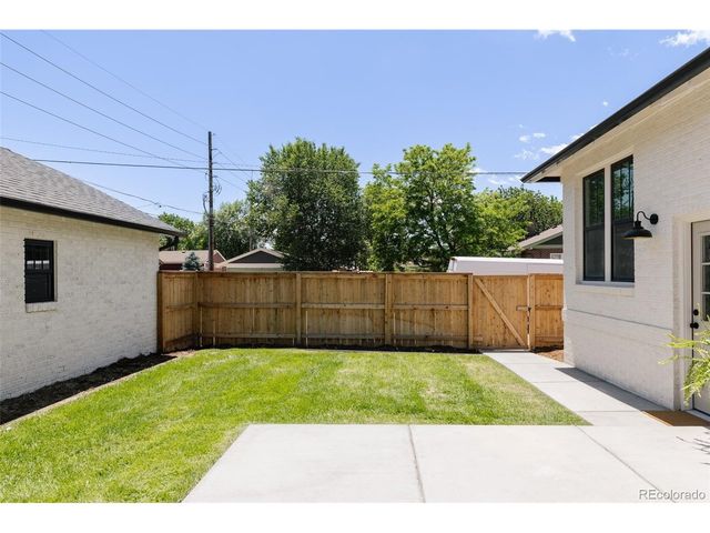 1992 S Lincoln St, Denver, CO 80210