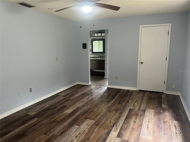 1101 OAKRIDGE MANOR DRIVE, Brandon, FL 33511