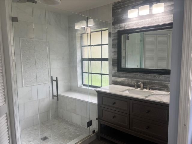 1101 OAKRIDGE MANOR DRIVE, Brandon, FL 33511