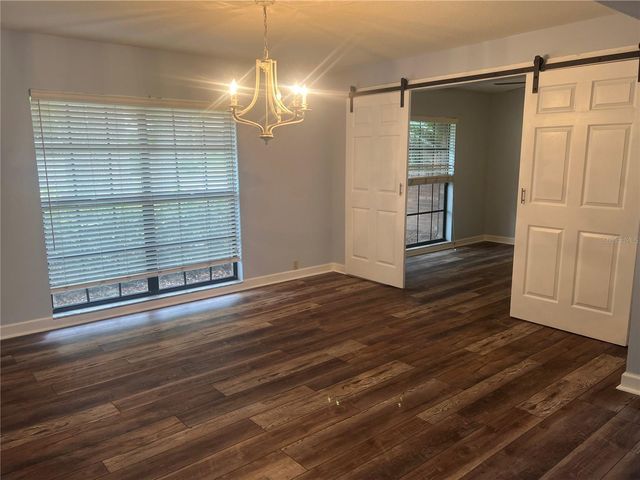 1101 OAKRIDGE MANOR DRIVE, Brandon, FL 33511