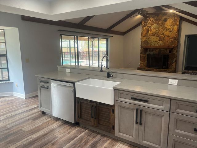 1101 OAKRIDGE MANOR DRIVE, Brandon, FL 33511