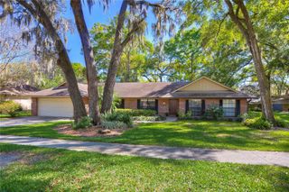 1101 OAKRIDGE MANOR DRIVE, Brandon, FL 33511