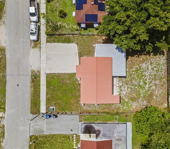 1631 NW 12th Ct, Fort Lauderdale, FL 33311