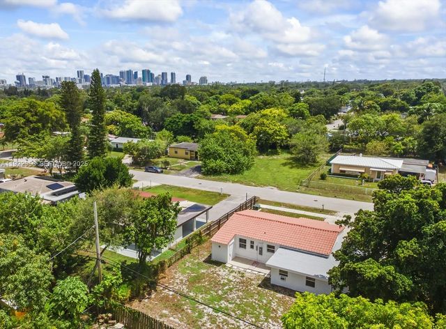 1631 NW 12th Ct, Fort Lauderdale, FL 33311