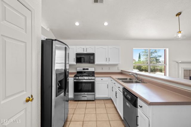 7125 Luz De Espejo Drive, El Paso, TX 79912