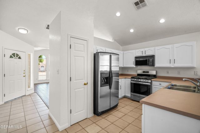 7125 Luz De Espejo Drive, El Paso, TX 79912