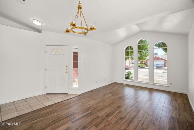 7125 Luz De Espejo Drive, El Paso, TX 79912