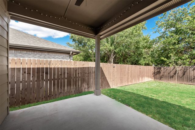 540 Bronze Circle E, Springtown, TX 76082