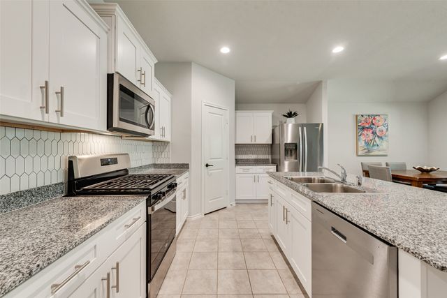 540 Bronze Circle E, Springtown, TX 76082