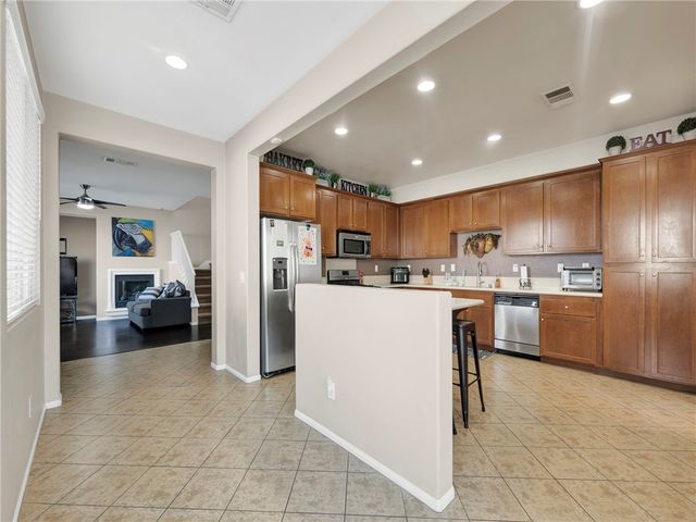 28040 Catherine, Canyon Country, CA 91351