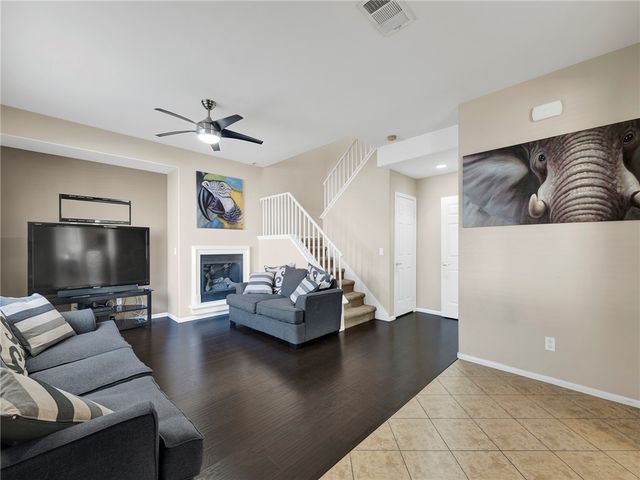 28040 Catherine, Canyon Country, CA 91351