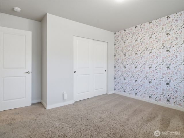 6302 Annette Court SE, Auburn, WA 98092